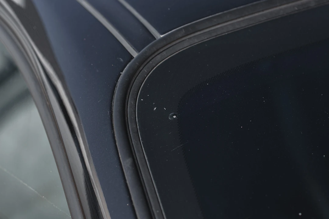 2003 Porsche 996 Carrera - Image 26 of 31