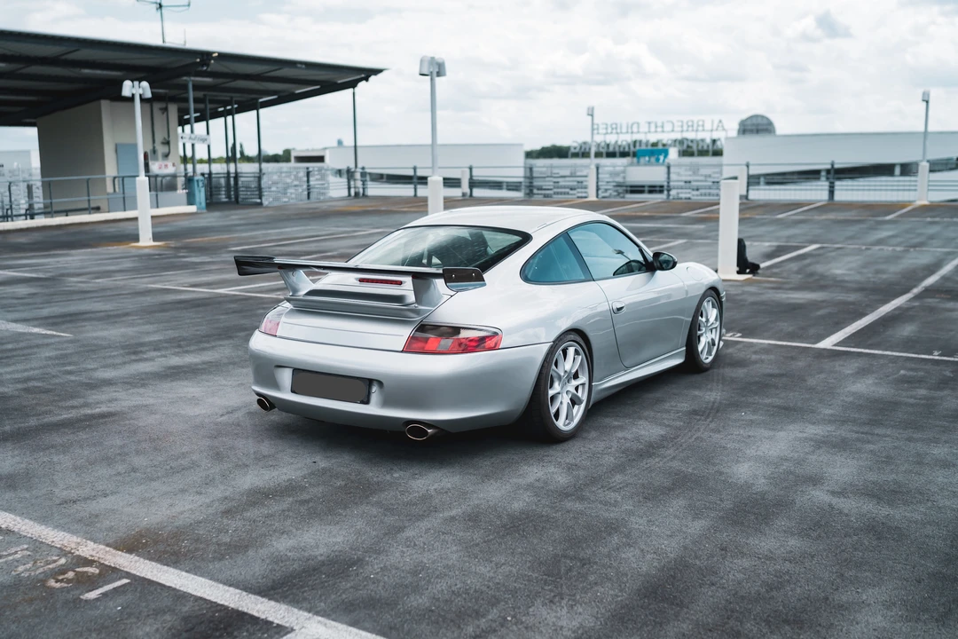 2003 Porsche 996 GT3 - Image 14 of 31