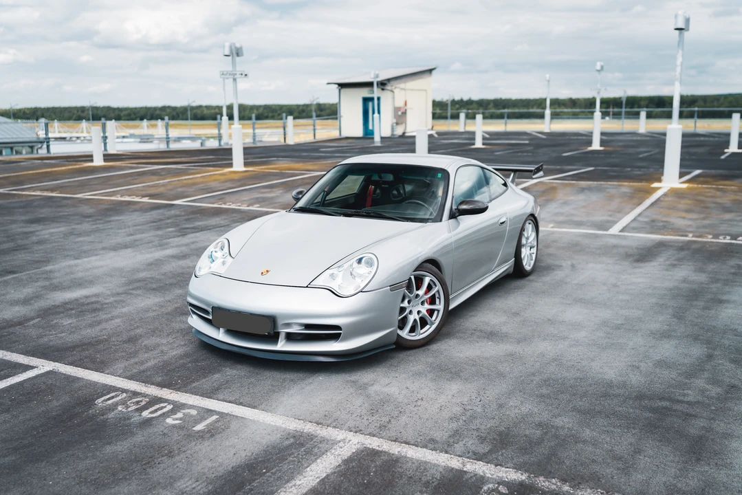 2003 Porsche 996 GT3 - Image 16 of 31