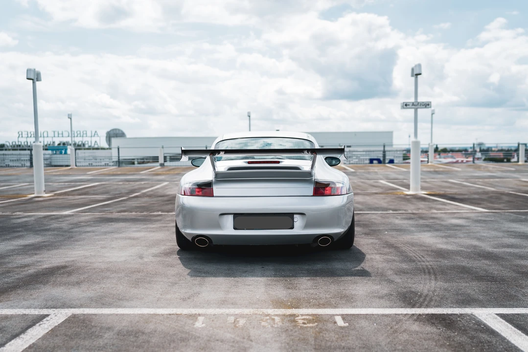 2003 Porsche 996 GT3 - Image 18 of 31