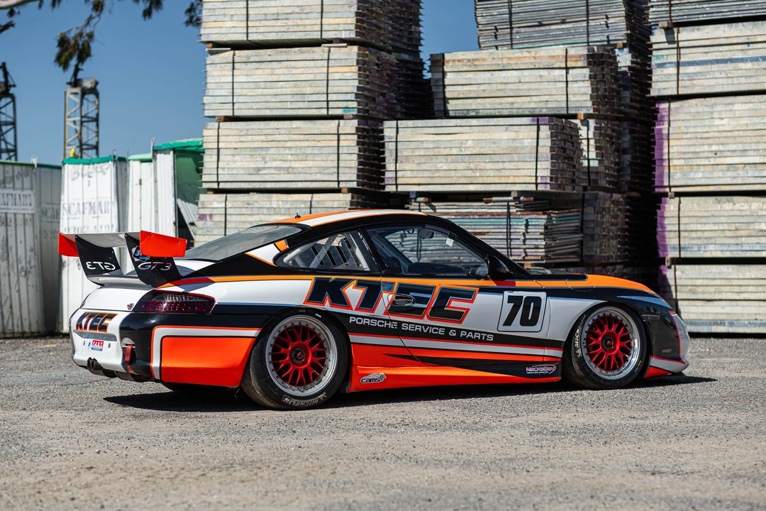 2003 Porsche 996 GT3 - Image 16 of 31