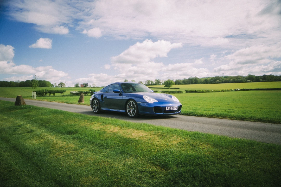 2003 Porsche 996 Turbo - Image 9 of 31