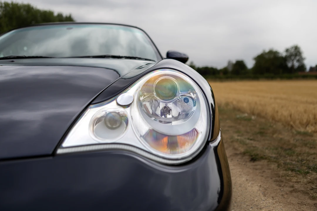 2003 Porsche 996 Turbo - Image 28 of 31