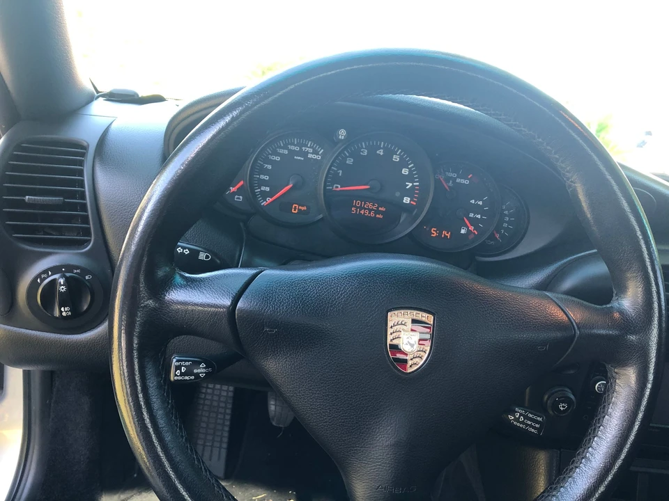 2003 Porsche 996 Carrera - Image 9 of 10