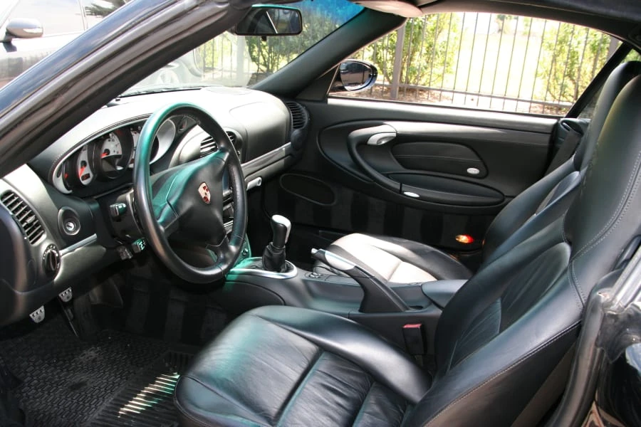 2003 Porsche 996 Carrera 4 - Image 4 of 9