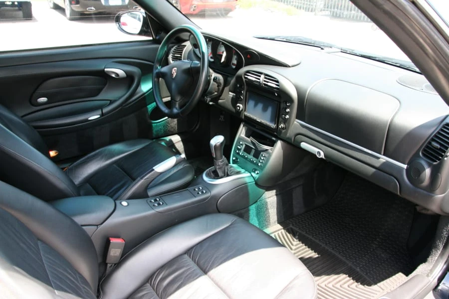 2003 Porsche 996 Carrera 4 - Image 6 of 9
