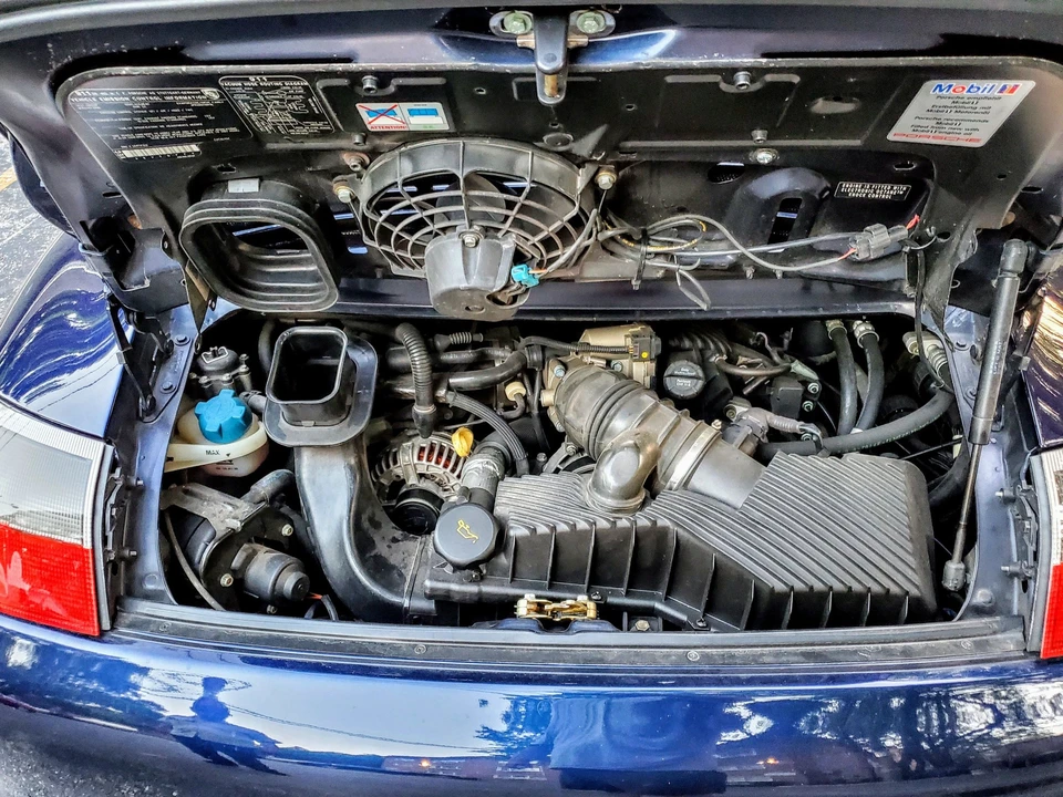 2003 Porsche 996 Carrera 4 - Image 15 of 17