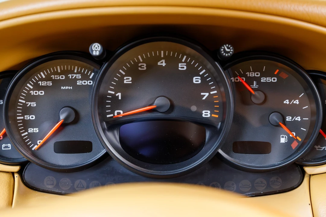 2003 Porsche 996 Carrera - Image 15 of 26