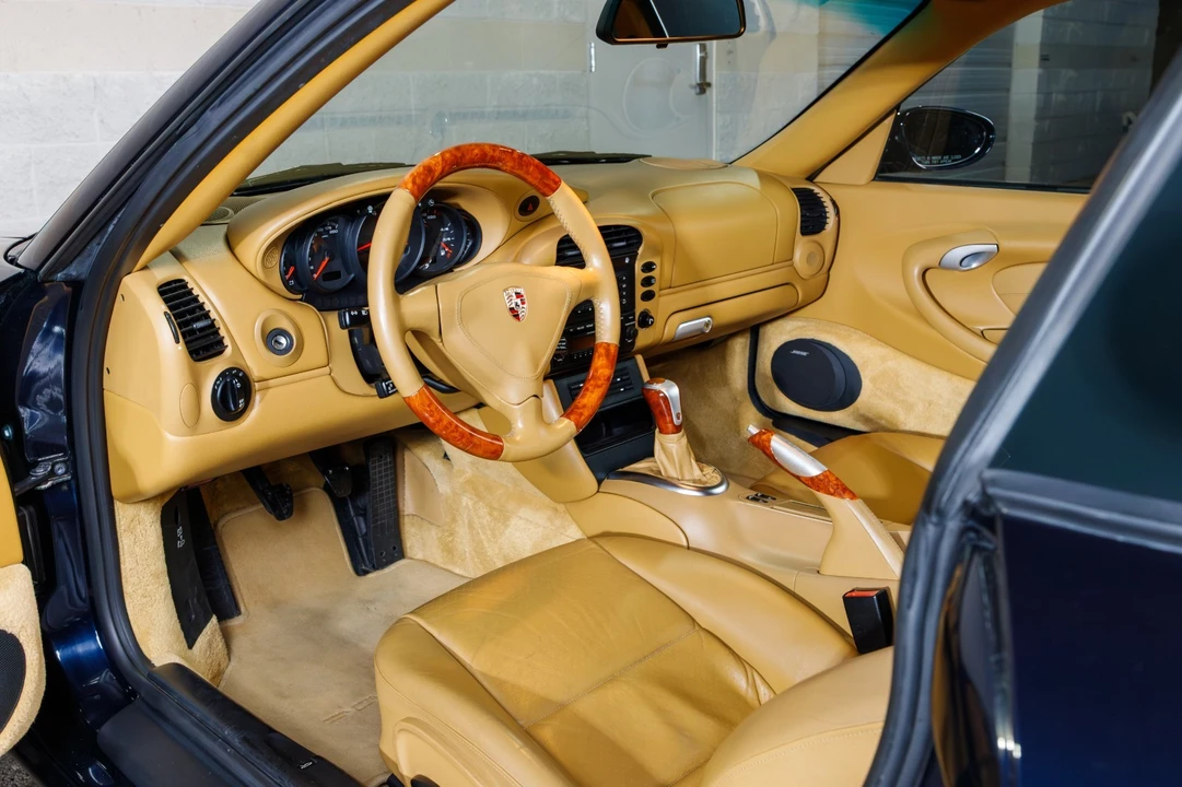 2003 Porsche 996 Carrera - Image 13 of 26