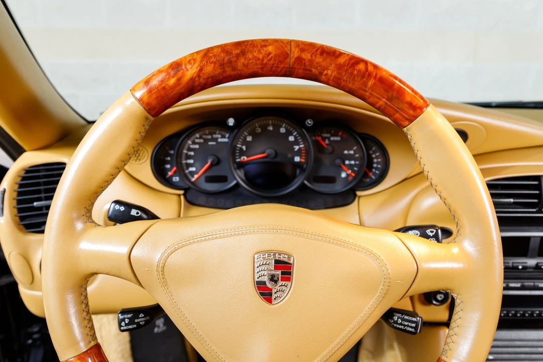 2003 Porsche 996 Carrera - Image 17 of 26