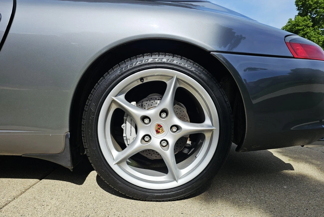 2003 Porsche 996 Carrera - Image 18 of 20