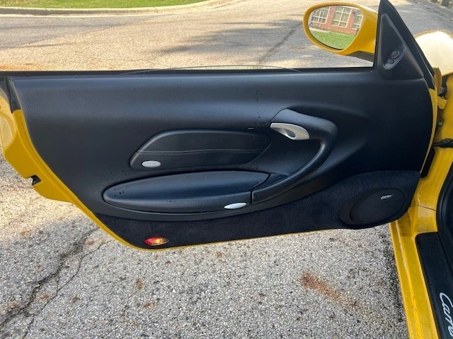 2003 Porsche 996 Carrera - Image 10 of 17