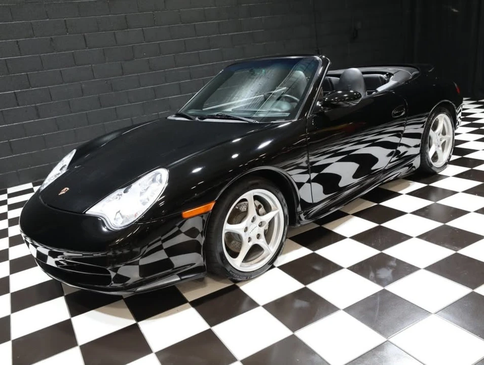 2003 Porsche 996 Carrera 4 - Image 13 of 20