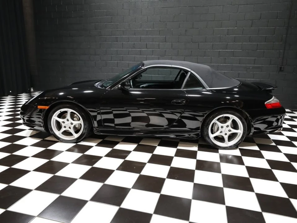 2003 Porsche 996 Carrera 4 - Image 5 of 20