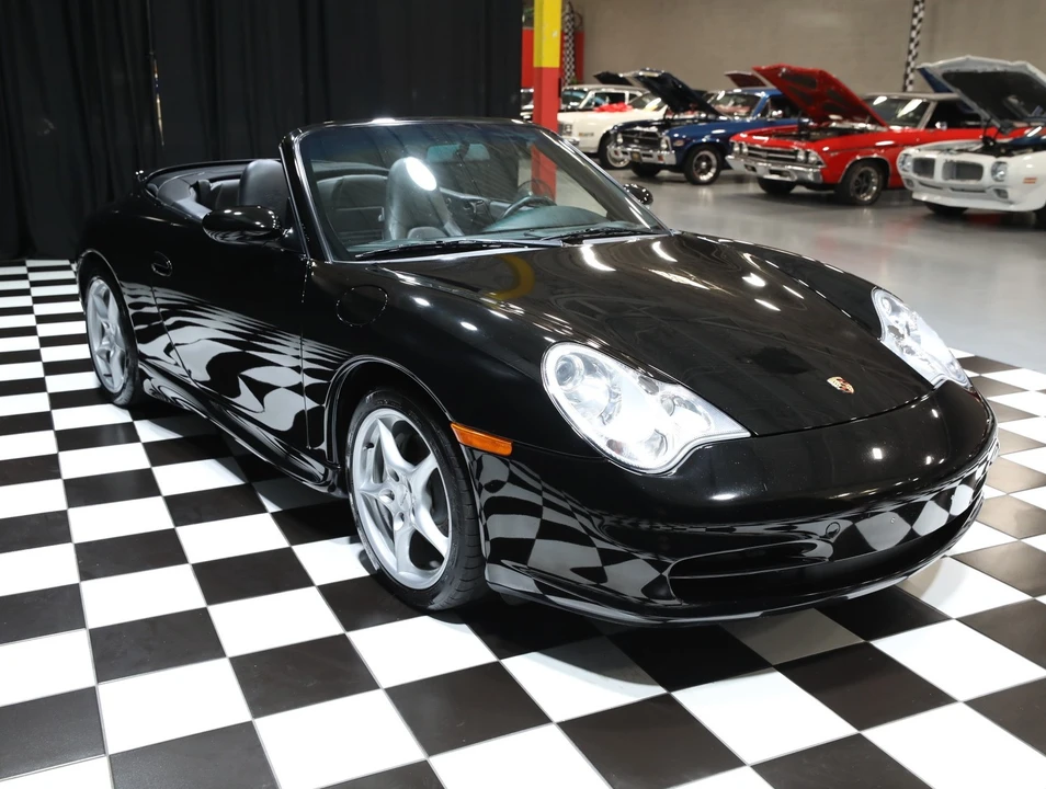 2003 Porsche 996 Carrera 4 - Image 20 of 31