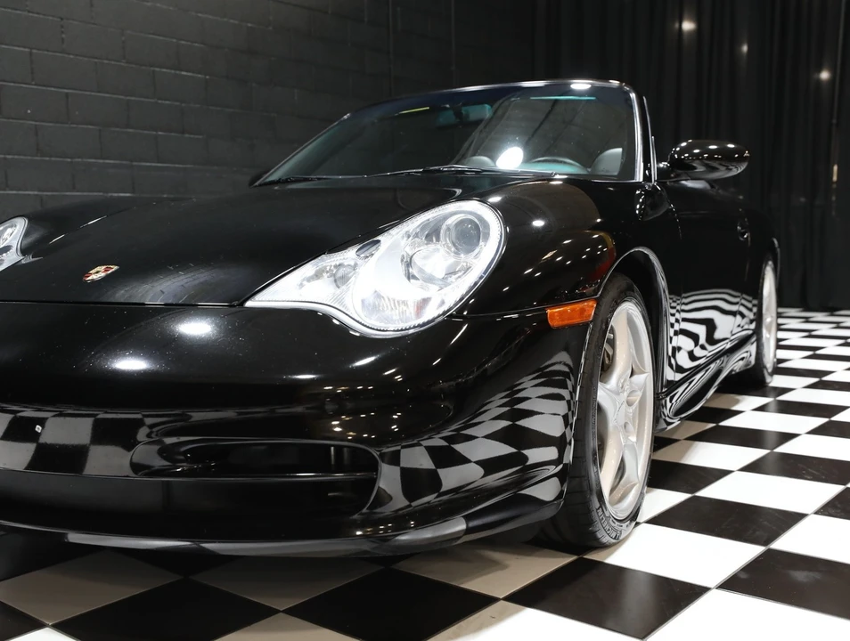 2003 Porsche 996 Carrera 4 - Image 16 of 31