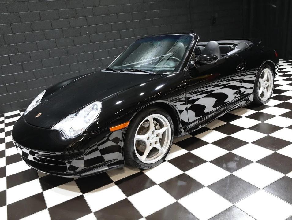 2003 Porsche 996 Carrera 4 - Image 15 of 31