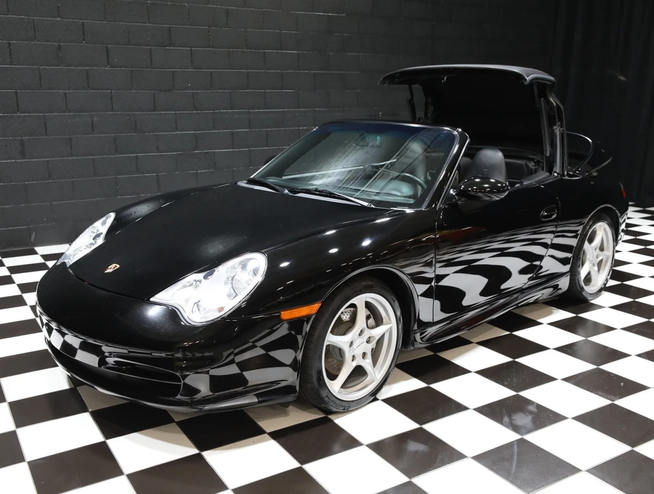 2003 Porsche 996 Carrera 4 - Image 11 of 31