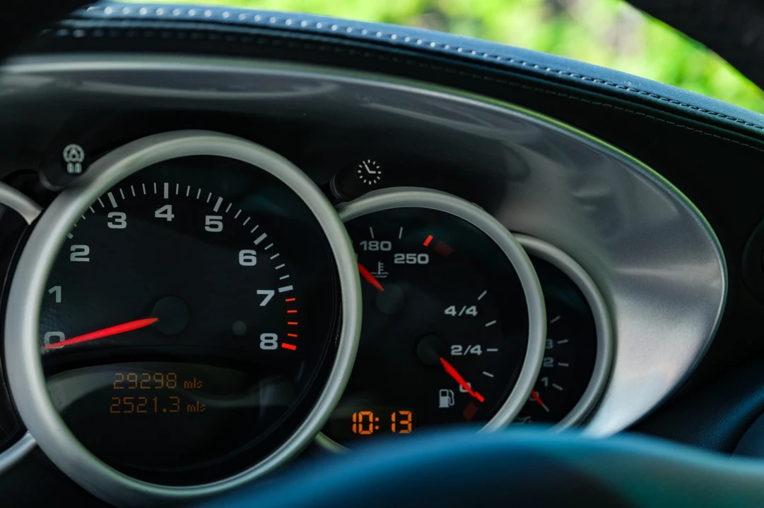 2003 Porsche 996 Carrera 4S - Image 27 of 31