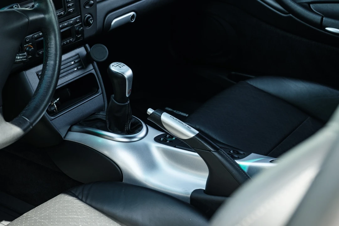 2003 Porsche 996 Carrera 4S - Image 24 of 31