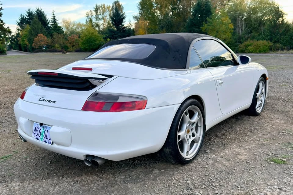 2003 Porsche 996 Carrera - Image 10 of 20