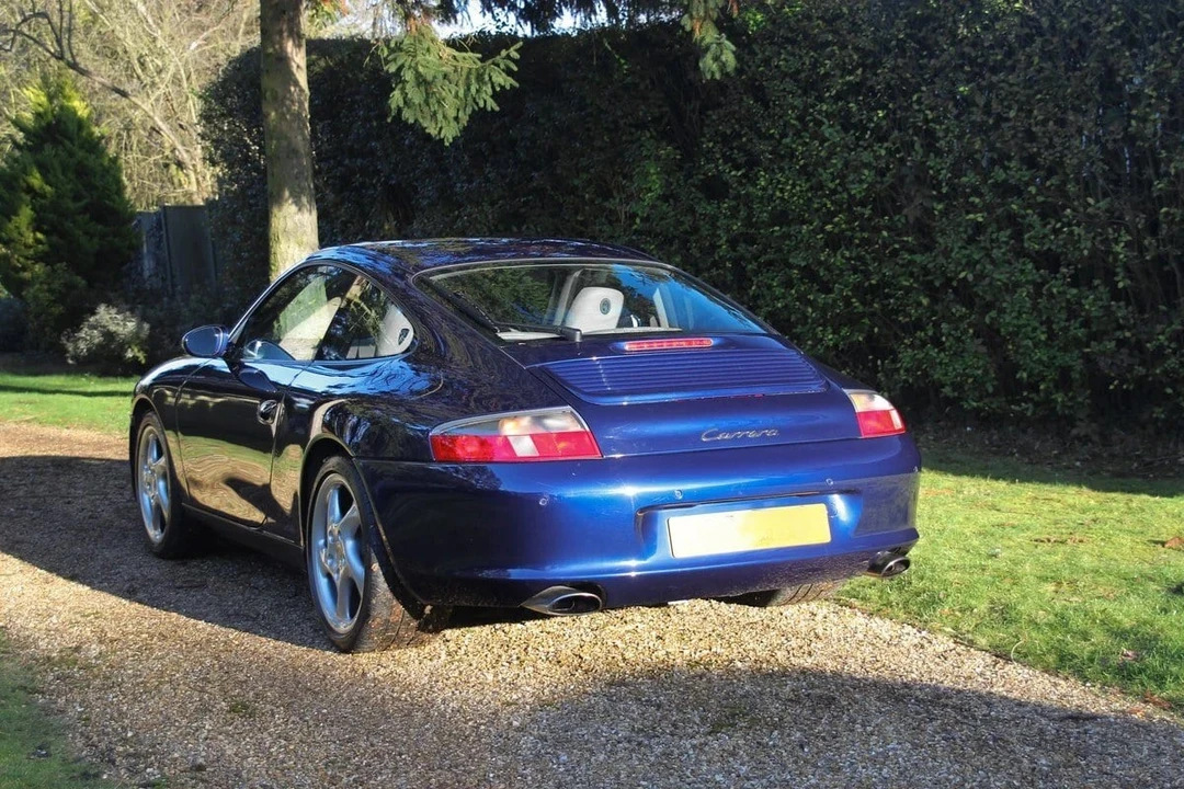 2003 Porsche 996 Carrera - Image 25 of 30