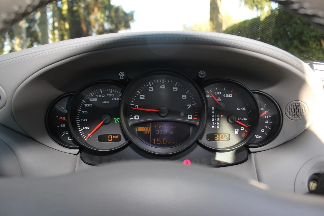 2003 Porsche 996 Carrera - Image 16 of 30