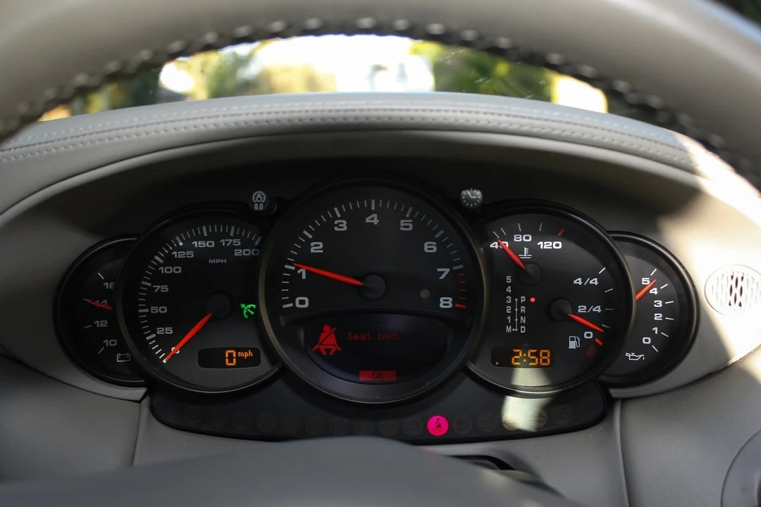 2003 Porsche 996 Carrera - Image 26 of 30