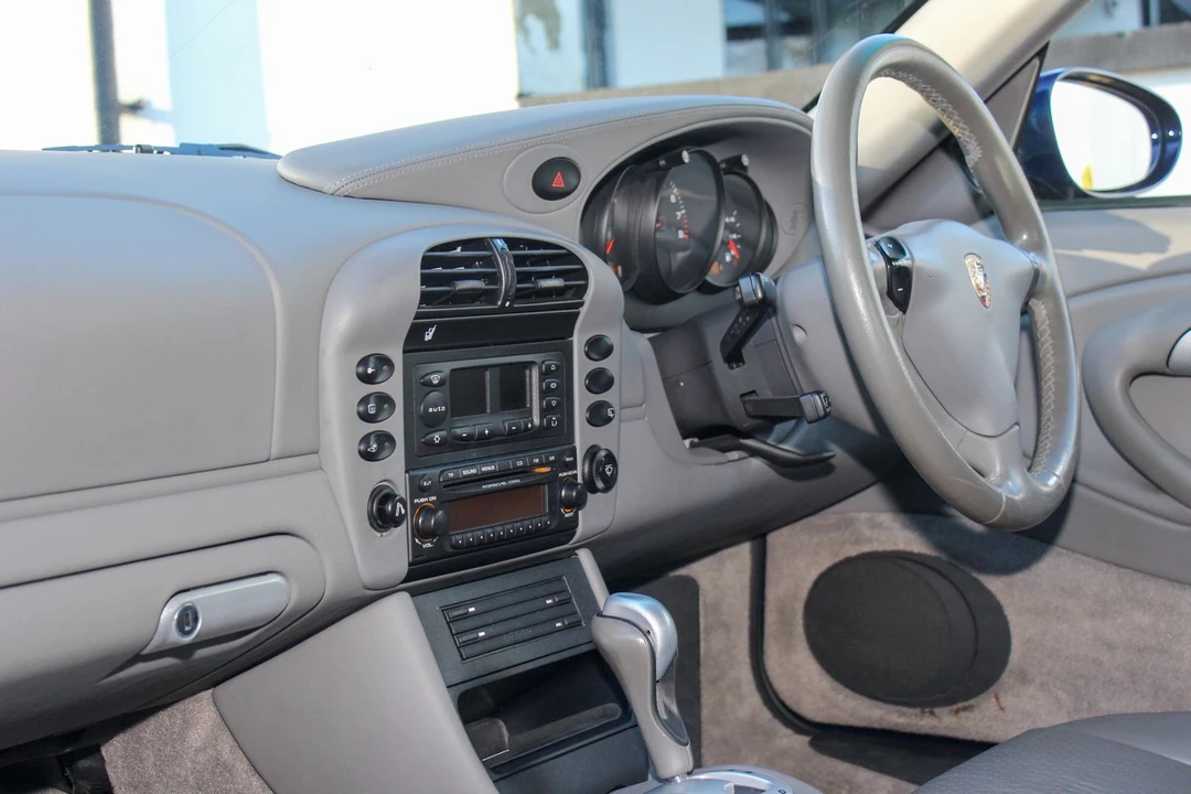 2003 Porsche 996 Carrera - Image 6 of 31