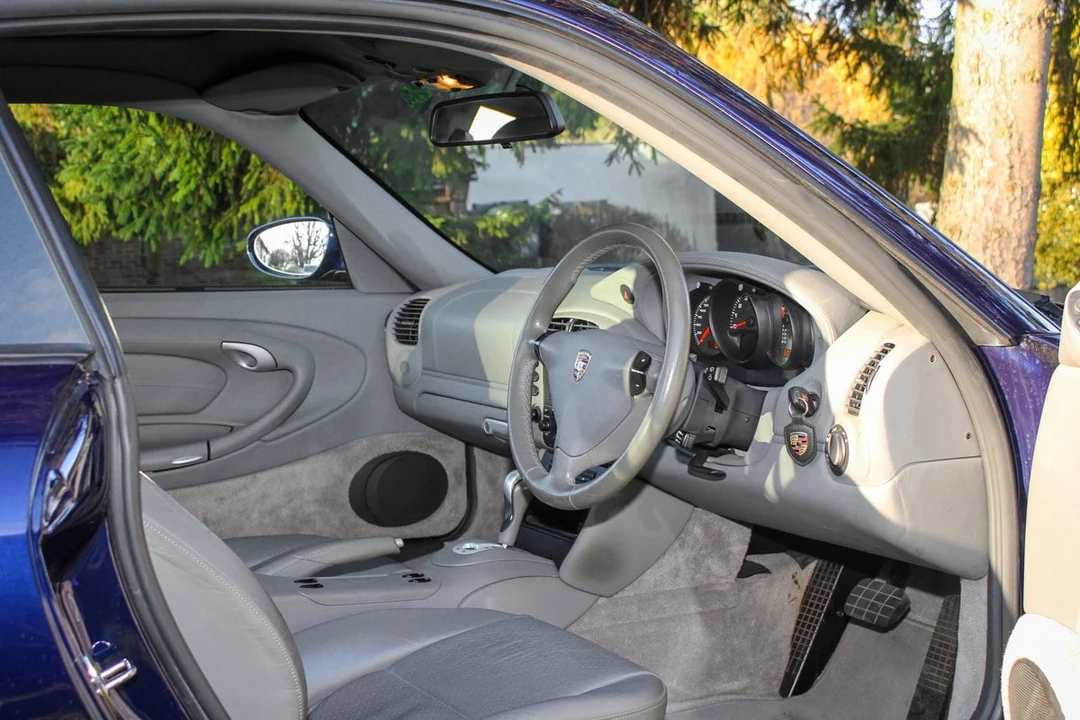 2003 Porsche 996 Carrera - Image 2 of 31