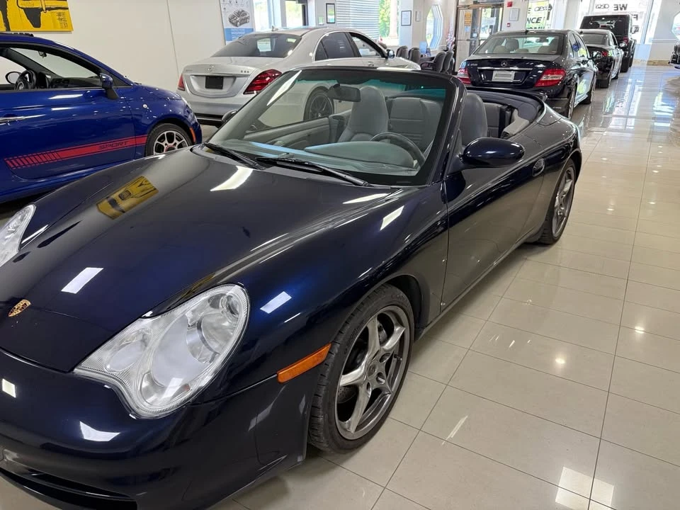2003 Porsche 996 Carrera 4 - Image 10 of 20