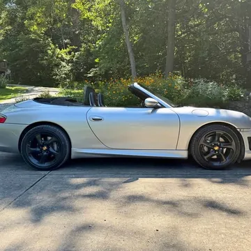 2003 Porsche 911 Carrera 4 Cabriolet