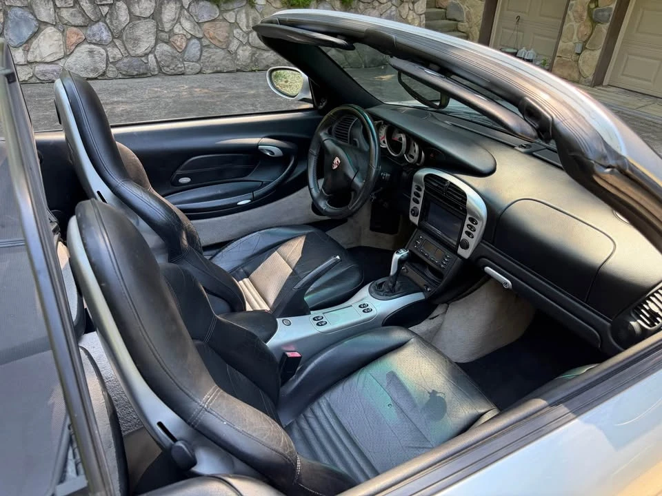 2003 Porsche 996 Carrera 4 - Image 8 of 10