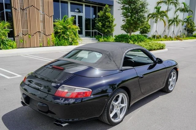 2003 Porsche 996 Carrera 4 - Image 15 of 31