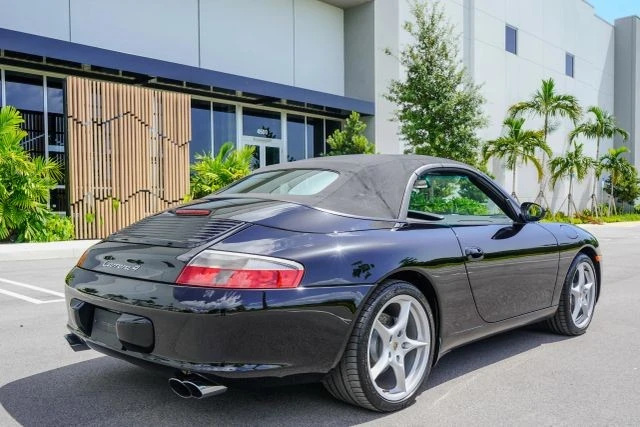 2003 Porsche 996 Carrera 4 - Image 14 of 31
