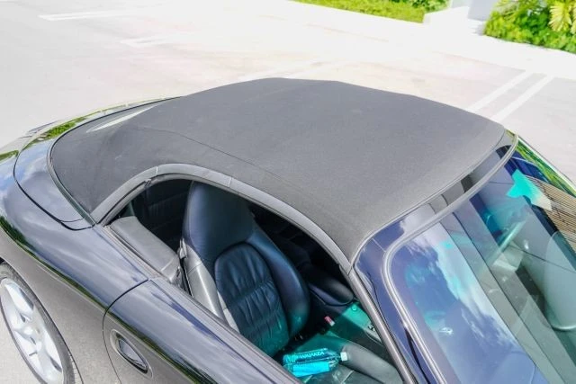2003 Porsche 996 Carrera 4 - Image 19 of 31