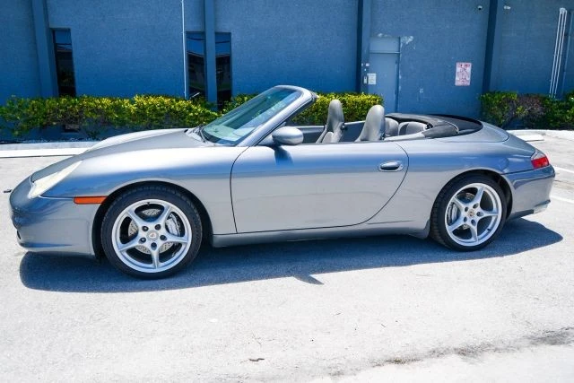 2003 Porsche 996 Carrera 4 - Image 26 of 31