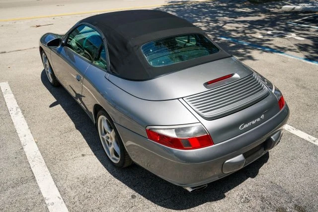2003 Porsche 996 Carrera 4 - Image 10 of 31