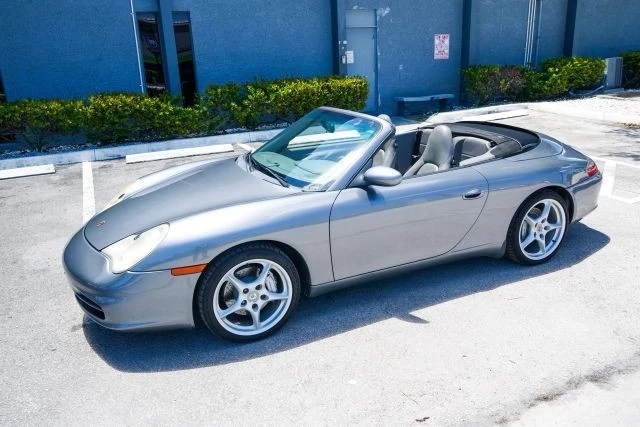 2003 Porsche 996 Carrera 4 - Image 25 of 31