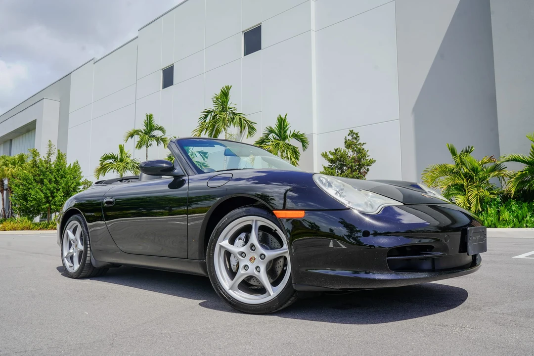 2003 Porsche 996 Carrera 4 - Image 18 of 31