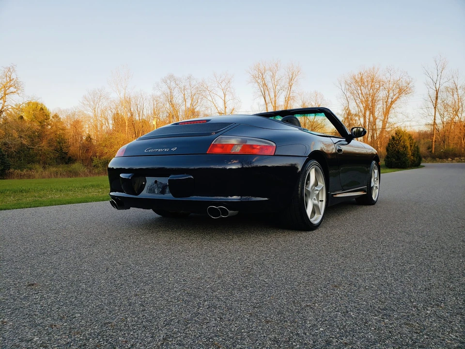 2003 Porsche 996 Carrera - Image 28 of 31