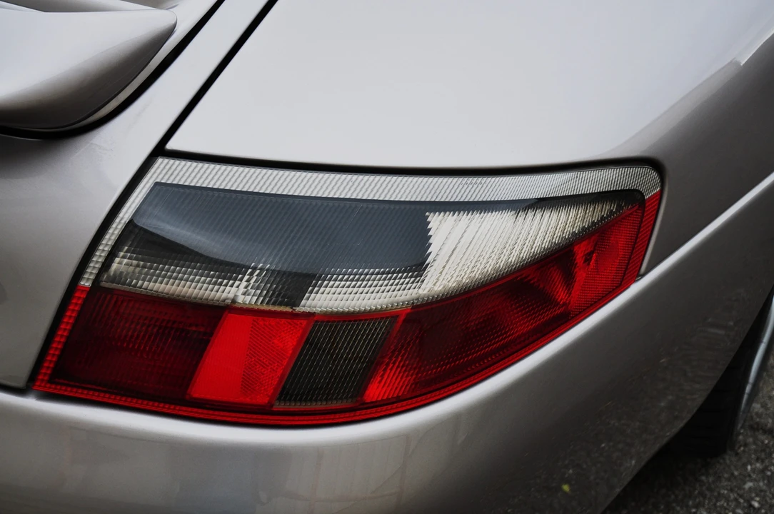 2003 Porsche 996 Carrera - Image 23 of 31