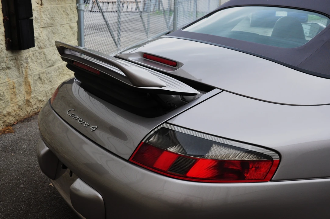 2003 Porsche 996 Carrera - Image 22 of 31