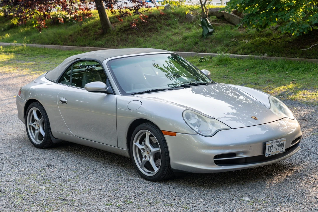 2003 Porsche 996 Carrera 4 - Image 12 of 31