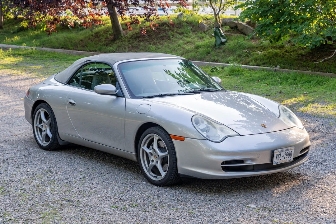 2003 Porsche 996 Carrera 4 - Image 13 of 31