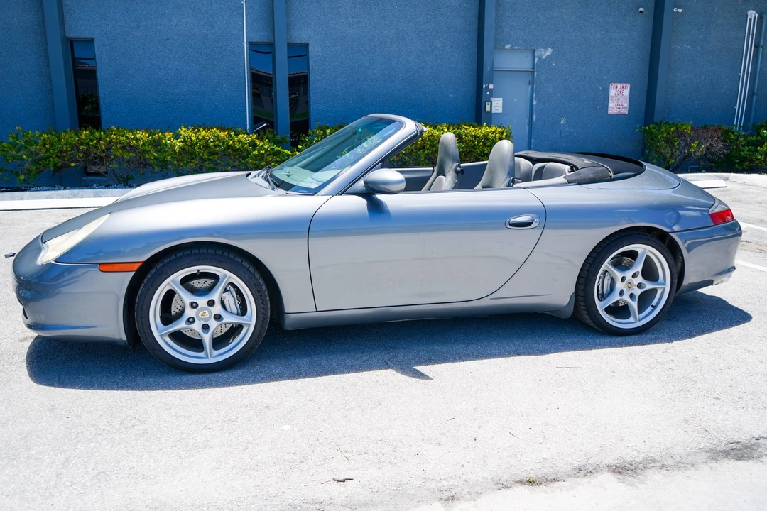 2003 Porsche 996 Carrera 4 - Image 15 of 31
