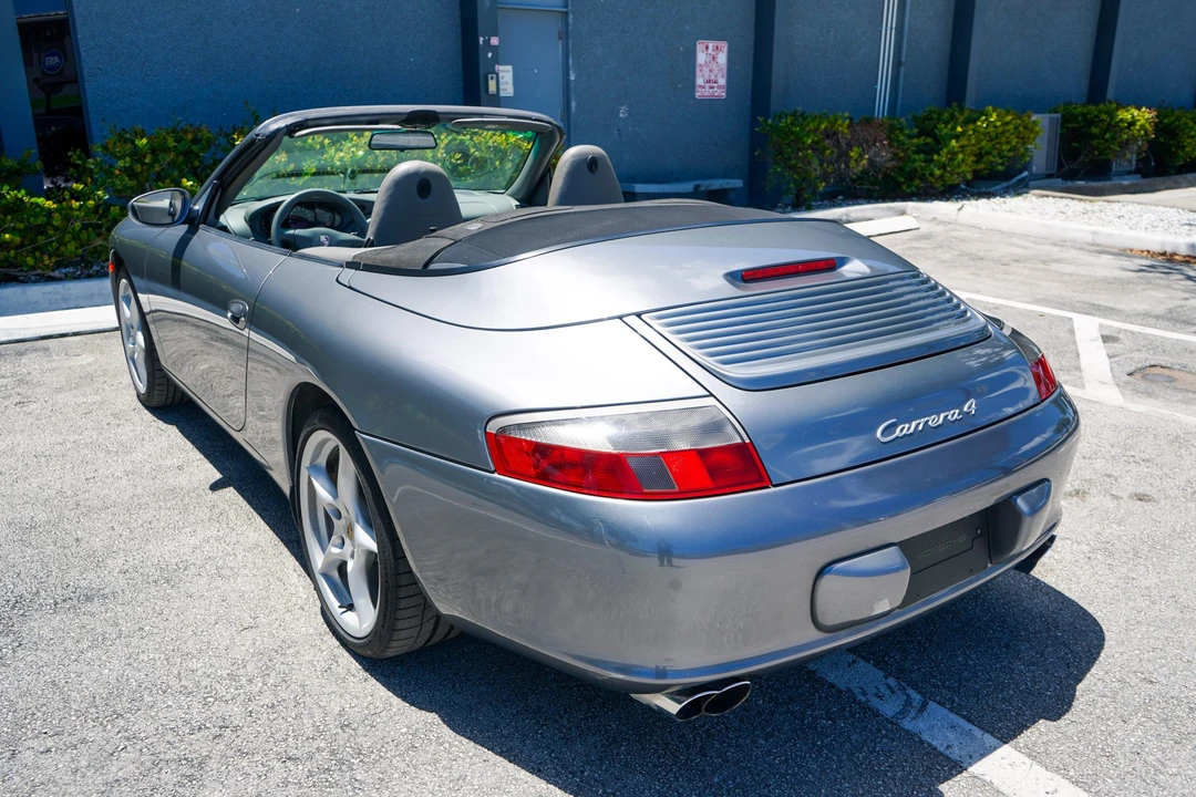 2003 Porsche 996 Carrera 4 - Image 25 of 31