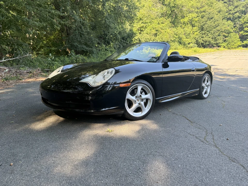2003 Porsche 996 Carrera 4 - Image 10 of 31