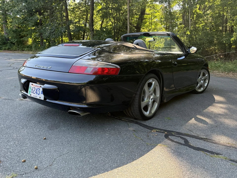 2003 Porsche 996 Carrera 4 - Image 24 of 31