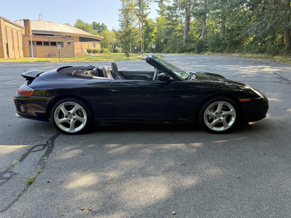 2003 Porsche 996 Carrera 4 - Image 30 of 31